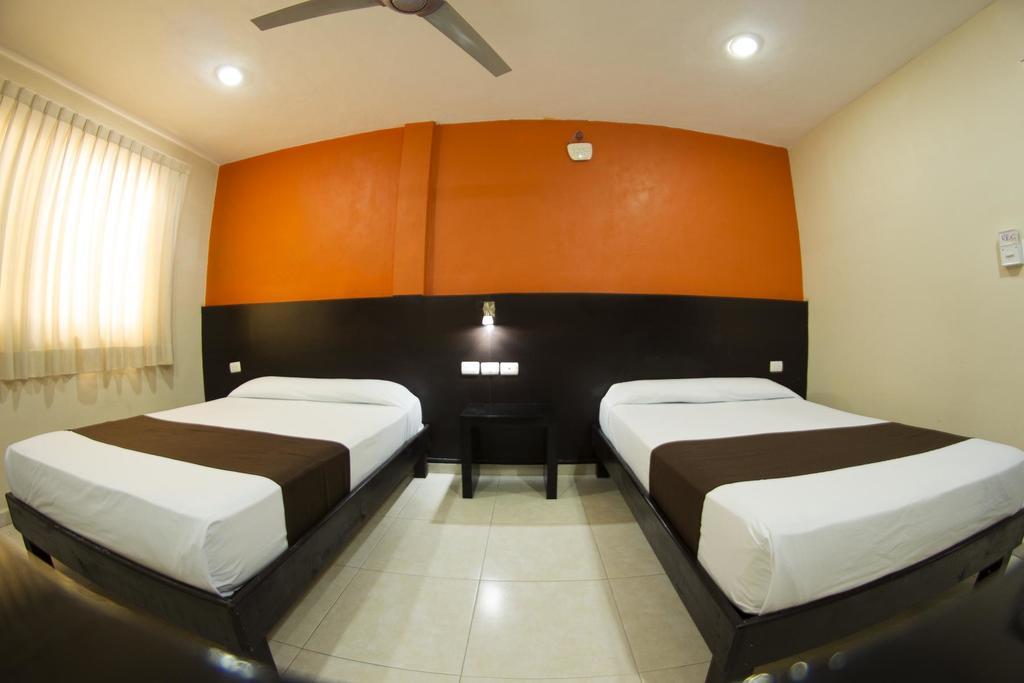 Hotel & Suites Domani Progreso  Extérieur photo